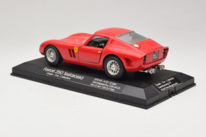 Ferrari 250 GTO Raudonas Replacement Stand Exclusive Cars 1:18 EC005 Metalas - nuotrauka 7 iš 8
