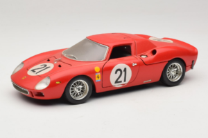 Ferrari 250 LM #21 M. Gregory / J. Rindt 24 Hours of Le Mans 1965 Bburago 1:18 3033-P2 Metalas