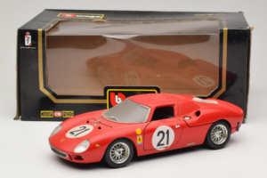 Ferrari 250 LM #21 M. Gregory / J. Rindt 24 Hours of Le Mans 1965 Bburago 1:18 3033-P2 Metalas - nuotrauka 8 iš 8