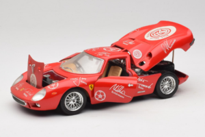 Ferrari 250 LM Raudonas Baltas Essen Autographs Riboto Leidimo Bburago 1:18 3033-P4 Metalas - nuotrauka 2 iš 8