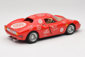 Ferrari 250 LM Raudonas Baltas Essen Autographs Riboto Leidimo Bburago 1:18 3033-P4 Metalas - nuotrauka 3 iš 8