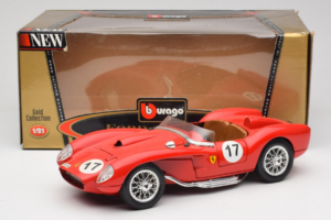 Ferrari 250 Testa Rossa #17 Raudonas 1957 Bburago 1:18 3007-R4 Metalas - nuotrauka 8 iš 8