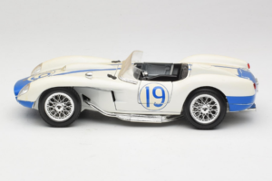 Ferrari 250 Testa Rossa #19 Baltas Replacement Box 1957 Bburago 1:18 3007-R5 Metalas - nuotrauka 4 iš 8