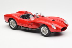 Ferrari 250 Testa Rossa Pontoon Fender Raudonas CMC 1:18 M-071 Metalas - nuotrauka 4 iš 6