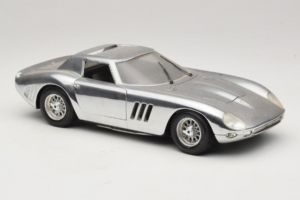 Ferrari 275 GTB Chrome Sidabrinis Guiloy 1:18 B004 Metalas - nuotrauka 6 iš 8