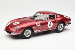 Ferrari 275 GTB/C #4 RAC Tourist Trophy 1966 CMC 1:18 M-213 Metalas