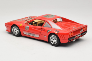 Ferrari 288 GTO #1 Raudonas 1984 Bburago 1:18 3027-P3 Metalas - nuotrauka 7 iš 8