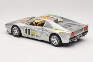 Ferrari 288 GTO #40 Sidabrinis 1984 Bburago 1:18 3027-S1 Metalas - nuotrauka 7 iš 8