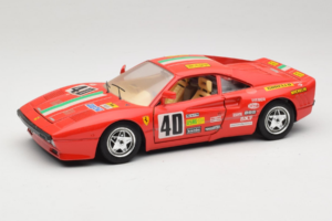 Ferrari 288 GTO Rally #40 Raudonas 1986 Bburago 1:18 3057-P1 Metalas