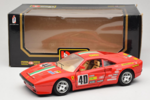 Ferrari 288 GTO Rally #40 Raudonas 1986 Bburago 1:18 3057-P1 Metalas - nuotrauka 8 iš 8