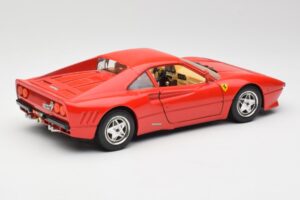 Ferrari 288 GTO Raudonas Bburago 1:18 3027 Metalas - nuotrauka 3 iš 8
