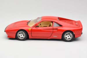 Ferrari 288 GTO Raudonas Bburago 1:18 3027 Metalas - nuotrauka 4 iš 8