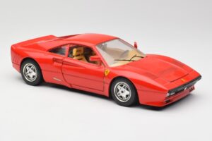 Ferrari 288 GTO Raudonas Bburago 1:18 3027 Metalas - nuotrauka 6 iš 8