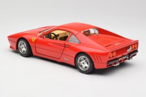 Ferrari 288 GTO Raudonas Bburago 1:18 3027 Metalas - nuotrauka 7 iš 8