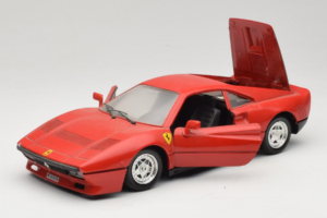 Ferrari 288 GTO Raudonas Tonka 1:18 3233 Metalas - nuotrauka 2 iš 8