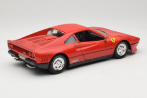 Ferrari 288 GTO Raudonas Tonka 1:18 3233 Metalas - nuotrauka 3 iš 8