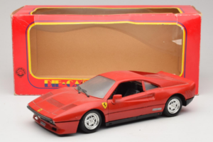 Ferrari 288 GTO Raudonas Tonka 1:18 3233 Metalas - nuotrauka 8 iš 8