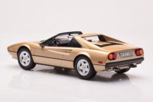 Ferrari 308 GTS Auksinė Riboto Leidimo Norev 1:18 187932 Metalas - nuotrauka 5 iš 6
