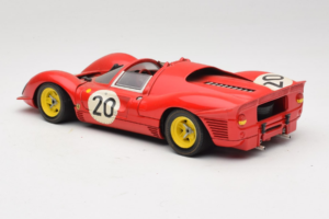 Ferrari 330 P4 #20 Raudonas 1967 Revell 1:18 48822-P1 Metalas - nuotrauka 7 iš 8