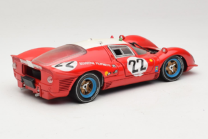 Ferrari 330 P4 #22 Scuderia Filipinetti Poor Condition 1967 Revell 1:18 48825-P1 Metalas - nuotrauka 3 iš 8