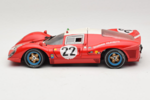Ferrari 330 P4 #22 Scuderia Filipinetti Poor Condition 1967 Revell 1:18 48825-P1 Metalas - nuotrauka 4 iš 8