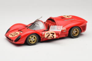 Ferrari 330 P4 #23 L. Bandini / C. Amon 24 Hours of Daytona Winner 1967 Revell 1:18 48833 Metalas - nuotrauka 2 iš 8