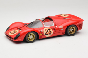 Ferrari 330 P4 #23 L. Bandini / C. Amon 24 Hours of Daytona Winner 1967 Revell 1:18 48833 Metalas