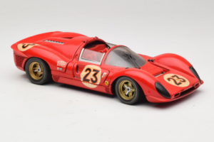 Ferrari 330 P4 #23 L. Bandini / C. Amon 24 Hours of Daytona Winner 1967 Revell 1:18 48833 Metalas - nuotrauka 6 iš 8