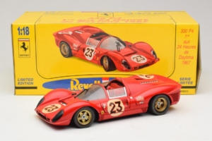 Ferrari 330 P4 #23 L. Bandini / C. Amon 24 Hours of Daytona Winner 1967 Revell 1:18 48833 Metalas - nuotrauka 8 iš 8