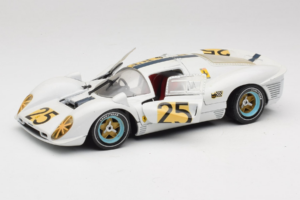 Ferrari 330 P4 #25 Baltas Revell 1:18 48845 Metalas - nuotrauka 2 iš 8