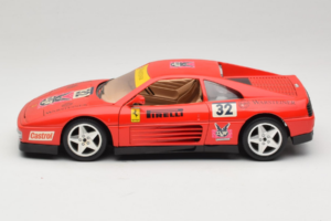 Ferrari 348 TB #32 Pirelli Raudonas 1989 Bburago 1:18 3039-P1 Metalas - nuotrauka 4 iš 8