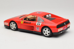 Ferrari 348 TB #32 Pirelli Raudonas 1989 Bburago 1:18 3039-P1 Metalas - nuotrauka 7 iš 8