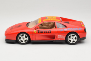 Ferrari 348tb Pirelli Raudonas Bburago 1:18 3039-P2 Metalas - nuotrauka 4 iš 8