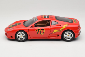 Ferrari 360 Modena #10 5 Jahre IG Bburago Raudonas Bburago 1:18 3358-P2 Metalas - nuotrauka 4 iš 8