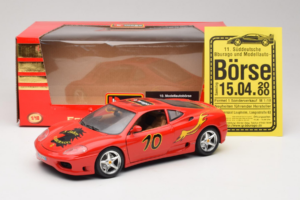 Ferrari 360 Modena #10 5 Jahre IG Bburago Raudonas Bburago 1:18 3358-P2 Metalas - nuotrauka 8 iš 8