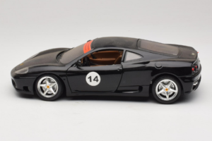 Ferrari 360 Modena #14 Juodas Ribotasis Leidimas Bburago 1:18 3368-B1 Metalas - nuotrauka 4 iš 8