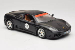 Ferrari 360 Modena #14 Juodas Ribotasis Leidimas Bburago 1:18 3368-B1 Metalas - nuotrauka 6 iš 8