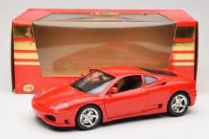 Ferrari 360 Modena Raudonas Bburago 1:18 3358 Metalas - nuotrauka 8 iš 8