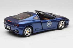 Ferrari 360 Modena Targa Ribotasis Leidimas 333 vnt Violetinis Metallic Bburago 1:18 3348-F1 Metalas - nuotrauka 3 iš 8