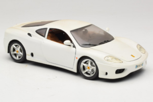 Ferrari 360 Modena Baltas Bburago 1:18 3368-W1 Metalas - nuotrauka 6 iš 8