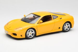Ferrari 360 Modena Geltonas Bburago 1:18 3368 Metalas
