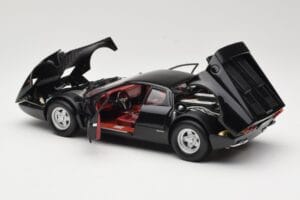 Ferrari 365 GT4/BB Juodas Kyosho 1:18 08173K Metalas - nuotrauka 5 iš 8