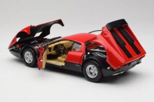 Ferrari 365 GT4/BB Raudonas Kyosho 1:18 08173R Metalas - nuotrauka 5 iš 8