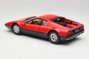 Ferrari 365 GT4/BB Raudonas Kyosho 1:18 08173R Metalas - nuotrauka 7 iš 8