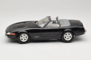Ferrari 365 GTB/4 Daytona Kabrioletas Juodas Techno Giodi 1:18 40011-B1 Metalas - nuotrauka 4 iš 8