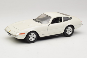 Ferrari 365 GTB/4 Daytona Berlina Baltas Techno Giodi 1:18 74007 Metalas
