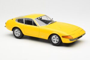 Ferrari 365 GTB/4 Daytona Geltonas Kyosho 1:18 08162Y Metalas - nuotrauka 6 iš 8