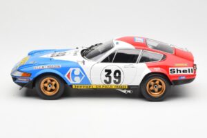 Ferrari 365 GTB/4 #39 J-C. Andruet / Lena 24 Hours of Le Mans 1972 Kyosho 1:18 08164E Metalas - nuotrauka 4 iš 8