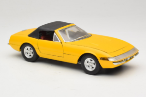 Ferrari 365 GTS Geltonas Su Juodu Stogu Solido 1:18 8018 Metalas - nuotrauka 6 iš 8