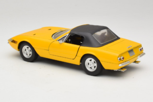 Ferrari 365 GTS Geltonas Su Juodu Stogu Solido 1:18 8018 Metalas - nuotrauka 7 iš 8
